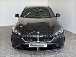 Saphirschwarz met. Gebraucht 2024 BMW 120 M Sport Kleinwagen | 37.190 € (Fairer Preis)