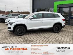 Moonweiss metallic Gebraucht 2024 Skoda Kodiaq Style SUV | 43.580 € (Guter Preis)