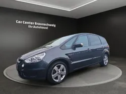 Grau Gebraucht 2009 Ford S-MAX Titanium Van / Kleinbus | 4.999 € (Fairer Preis)
