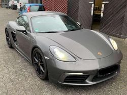 Grau Gebraucht 2017 Porsche 718 Cayman Coupé | 53.718 € (Teuer)