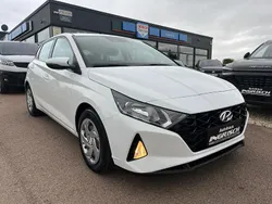 Weiß Gebraucht 2021 Hyundai i20 Kleinwagen | 12.950 € (Guter Preis)