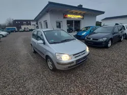 Grau Gebraucht 2003 Hyundai Getz Kleinwagen | 2.450 € (Etwas zu teuer)