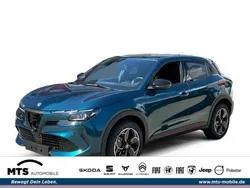 Blau Neu 2024 Alfa Romeo Junior Edizione Speciale SUV | 45.025 € (Teuer)
