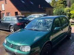 Grün Gebraucht 2001 VW Golf IV Limousine | 499 € (Superpreis)