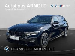 Saphirschwarz Gebraucht 2022 BMW 330e M Sport Kombi | 31.990 € (Guter Preis)