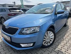 Blau Gebraucht 2016 Skoda Octavia Ambition Kombi | 7.690 € (Guter Preis)