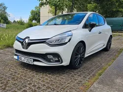 Weiß Gebraucht 2017 Renault Clio IV Trophy Limousine | 18.995 € (Etwas zu teuer)