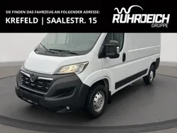 Weiss Gebraucht 2023 Opel Movano Edition Van | 29.880 € (Etwas zu teuer)