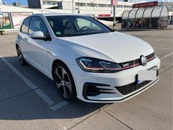 Weiß Gebraucht 2017 VW Golf VII GTI Limousine | 15.700 € (Superpreis)