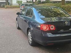 Blau Gebraucht 2008 VW Jetta Limousine | 1.450 € (Guter Preis)