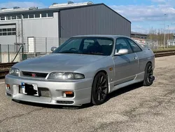 Silber Gebraucht 1995 Nissan Skyline Coupé | 25.500 €