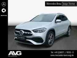 Iridiumsilber Gebraucht 2023 Mercedes GLA250 Business SUV | 40.890 € (Superpreis)