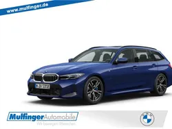 Portimao blau (metallic) Gebraucht 2024 BMW 330e Sport Line Kombi | 47.848 € (Teuer)