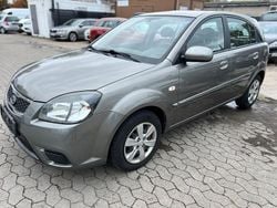 Grau Gebraucht 2011 Kia Rio Spirit Kleinwagen | 3.500 € (Fairer Preis)