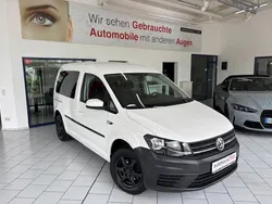 Weiß Gebraucht 2017 VW Caddy Trendline Van / Kleinbus | 8.900 € (Etwas zu teuer)