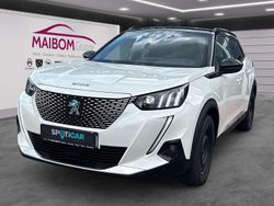 Weiß Gebraucht 2021 Peugeot e-2008 GT SUV | 18.490 € (Etwas zu teuer)