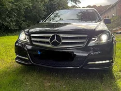 Grau Gebraucht 2011 Mercedes C200 Limousine | 10.900 € (Fairer Preis)