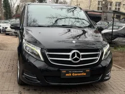 Schwarz Gebraucht 2017 Mercedes V250 Van / Kleinbus | 22.999 €