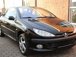 Schwarz Gebraucht 2003 Peugeot 206 CC Cabrio | 990 € (Superpreis)
