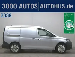 Blau Gebraucht 2020 VW Caddy Life Van / Kleinbus | 32.151 €