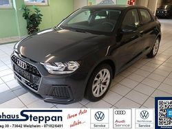 Grau Gebraucht 2024 Audi A1 Sportback Advanced Plus Kleinwagen | 22.490 € (Guter Preis)