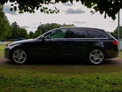 Schwarz Gebraucht 2011 Audi A4 S-Line Kombi | 5.999 € (Guter Preis)