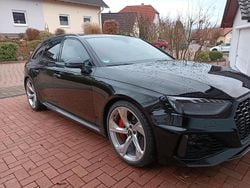 Schwarz Gebraucht 2023 Audi RS4 Competition Kombi | 79.500 € (Fairer Preis)