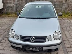 Grau Gebraucht 2003 VW Polo Basis Kleinwagen | 980 € (Guter Preis)