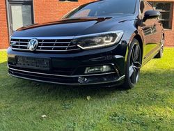 Schwarz Gebraucht 2015 VW Passat Highline Kombi | 14.600 € (Guter Preis)