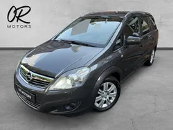 Karbongrau Gebraucht 2012 Opel Zafira Family Van / Kleinbus | 8.980 € (Etwas zu teuer)