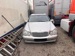 Silber Gebraucht 2002 Mercedes C180 Classic Limousine | 2.200 € (Superpreis)