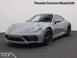 Grau Gebraucht 2024 Porsche 911 Carrera 4S | 177.950 € (Etwas zu teuer)