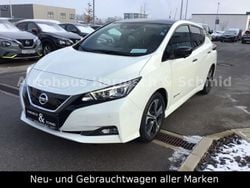 Pearl white pearleffekt/dach black met Gebraucht 2018 Nissan Leaf Tekna Kleinwagen | 18.470 € (Teuer)