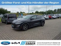Grau Gebraucht 2022 Ford Mustang Mach-E Basis SUV | 27.456 € (Fairer Preis)