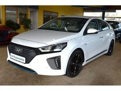Polar white / sol Gebraucht 2018 Hyundai Ioniq Premium Limousine | 13.880 € (Etwas zu teuer)