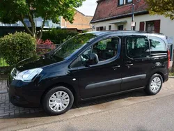 Schwarz Gebraucht 2011 Citroën Berlingo Van / Kleinbus | 3.999 € (Fairer Preis)
