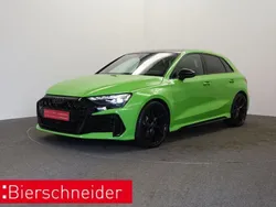 Gruen Gebraucht 2025 Audi RS3 Sportback Comfort Kleinwagen | 67.850 € (Teuer)