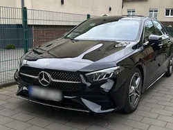 Schwarz Gebraucht 2023 Mercedes A180 AMG line Limousine | 29.850 € (Fairer Preis)