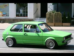 Grün Gebraucht 1983 VW Golf I GTI Limousine | 27.400 €