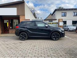 Schwarz Gebraucht 2018 Suzuki Vitara SUV | 16.650 € (Etwas zu teuer)