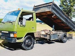 Grün Gebraucht 1993 Mitsubishi Canter | 5.200 €