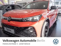 Rot Neu 2025 VW Tiguan R-line SUV | 64.444 €