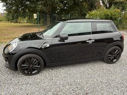 Schwarz Gebraucht 2018 Mini ONE Kleinwagen | 12.999 € (Guter Preis)