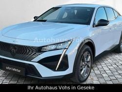 Weiß Gebraucht 2024 Peugeot 408 Allure Limousine | 28.470 € (Guter Preis)