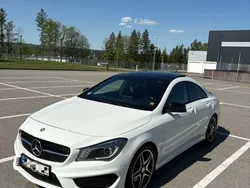 Weiß Gebraucht 2015 Mercedes CLA250 AMG line Limousine | 20.290 € (Fairer Preis)