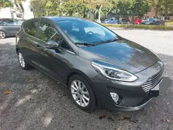 Grau Gebraucht 2018 Ford Fiesta Titanium Kleinwagen | 13.000 € (Fairer Preis)