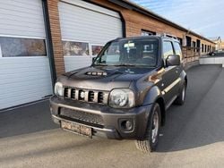 Grau Gebraucht 2015 Suzuki Jimny SUV | 11.500 € (Guter Preis)