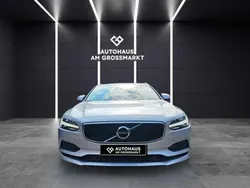 Silber Gebraucht 2018 Volvo V90 Momentum Kombi | 20.990 € (Superpreis)