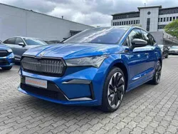 Raceblau metallic Gebraucht 2022 Skoda Enyaq iV SportLine SUV | 36.950 € (Superpreis)