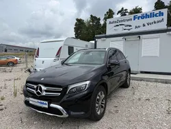 Obsidianschwarz metalliclack Gebraucht 2015 Mercedes GLC250 SUV | 23.999 € (Fairer Preis)